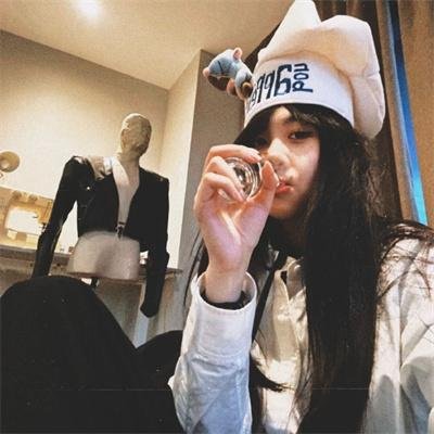 艾拉‧辛德斯